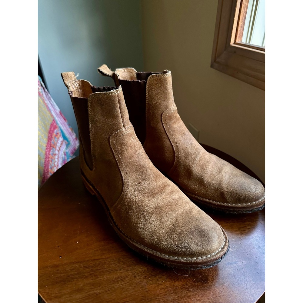 Frye Mens Tan Suede Chelsea Boots Size 10 Crepe Sole Pull On Ankle Boots
